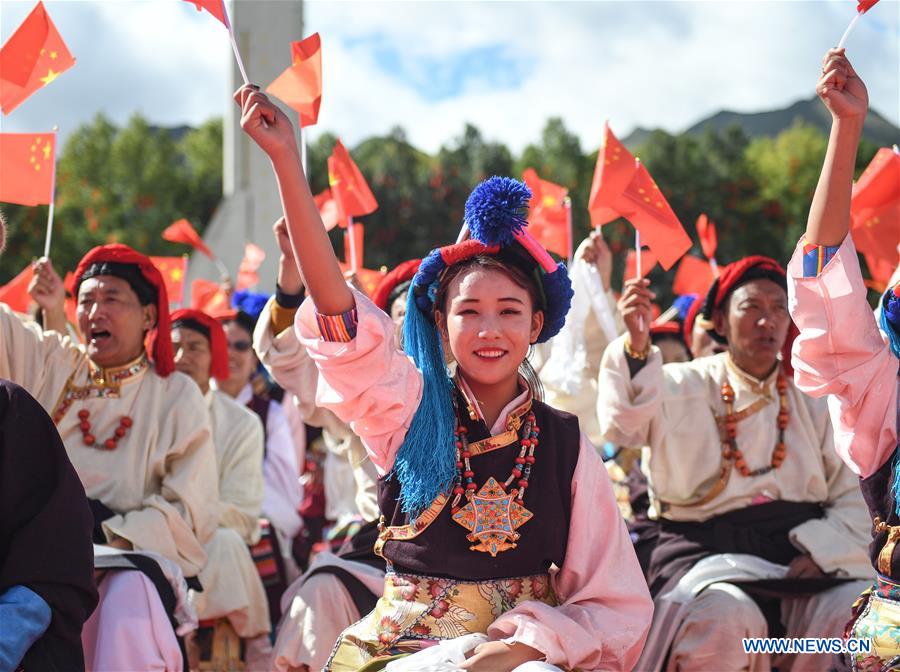 Celebration Gala Held in Tibet to Celebrate 70th Anniversary